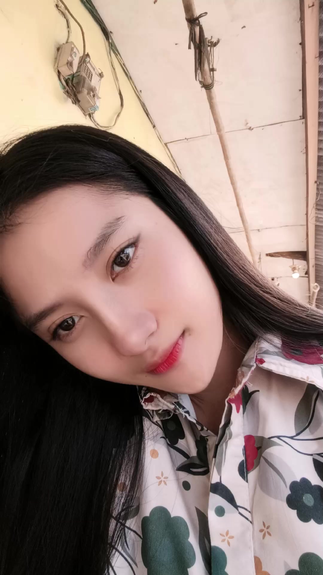 @Dari Kontak Anda