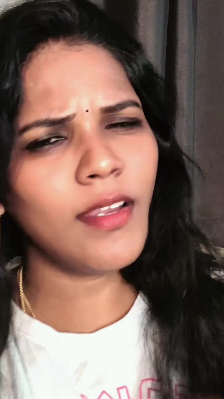 @GaYaThRI❤️ MaNiKAnDaN ❤️🇨🇦☃️