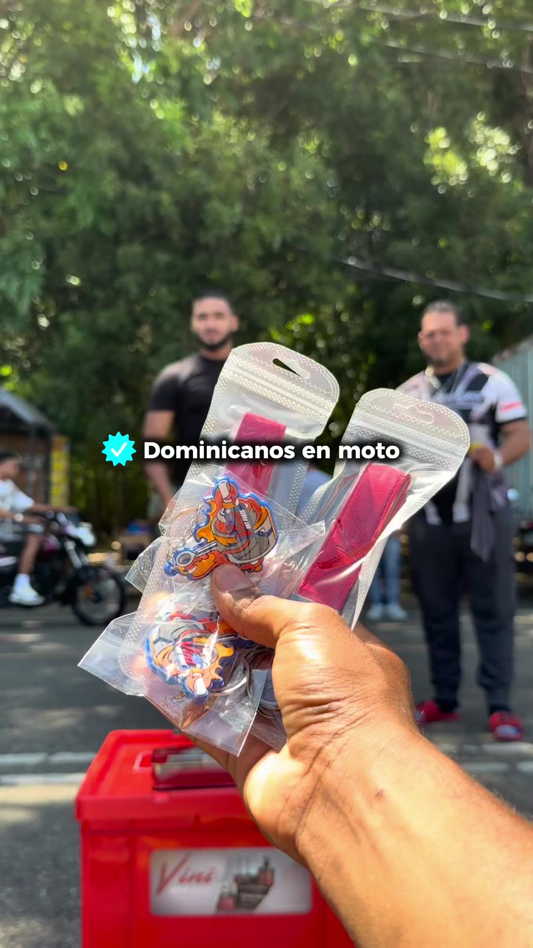@Dominicanos en moto.