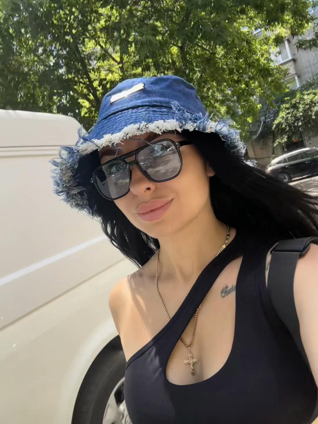 @Анна