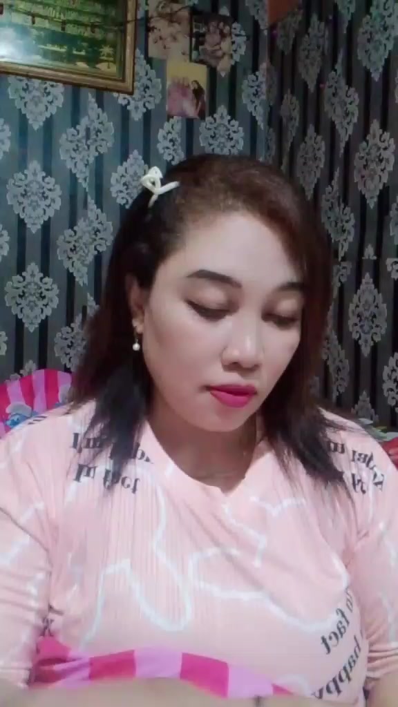 @Momy Ewi 💙💗