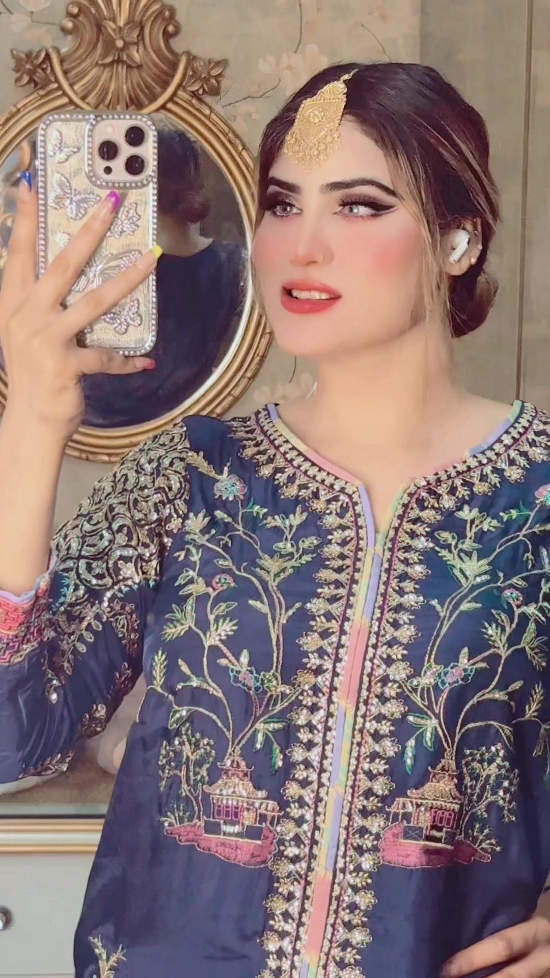 @Reema Khan
