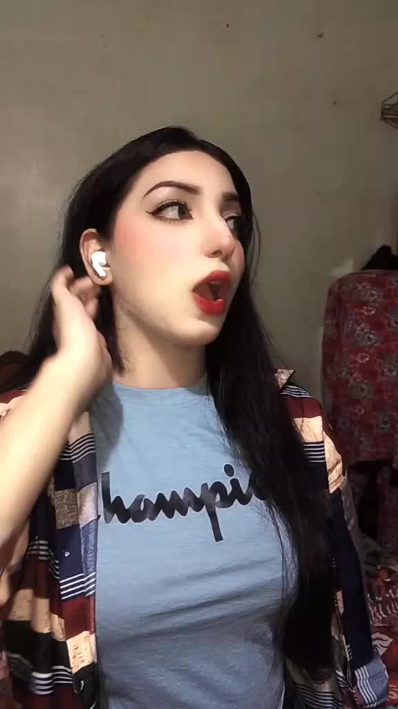 @ANAYA🧚♀️
