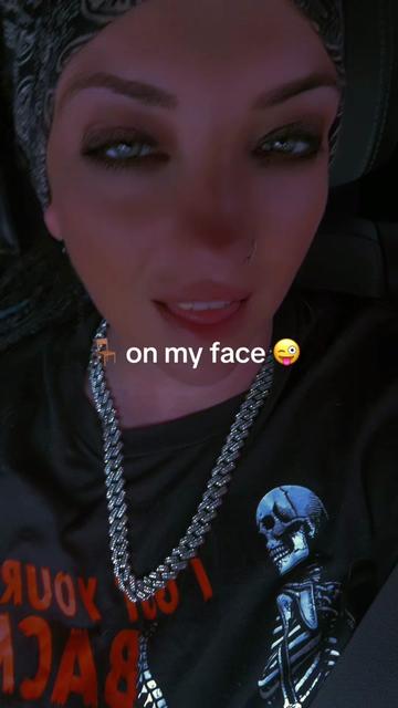 @Clarissajedi