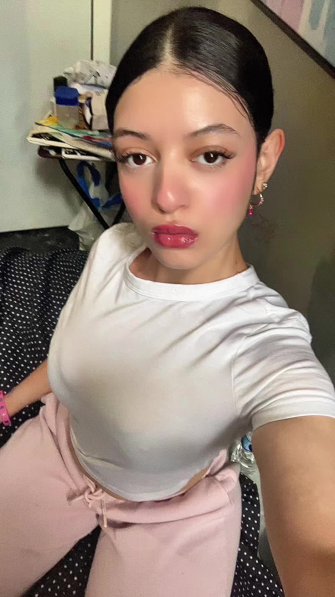 @Isa🎀