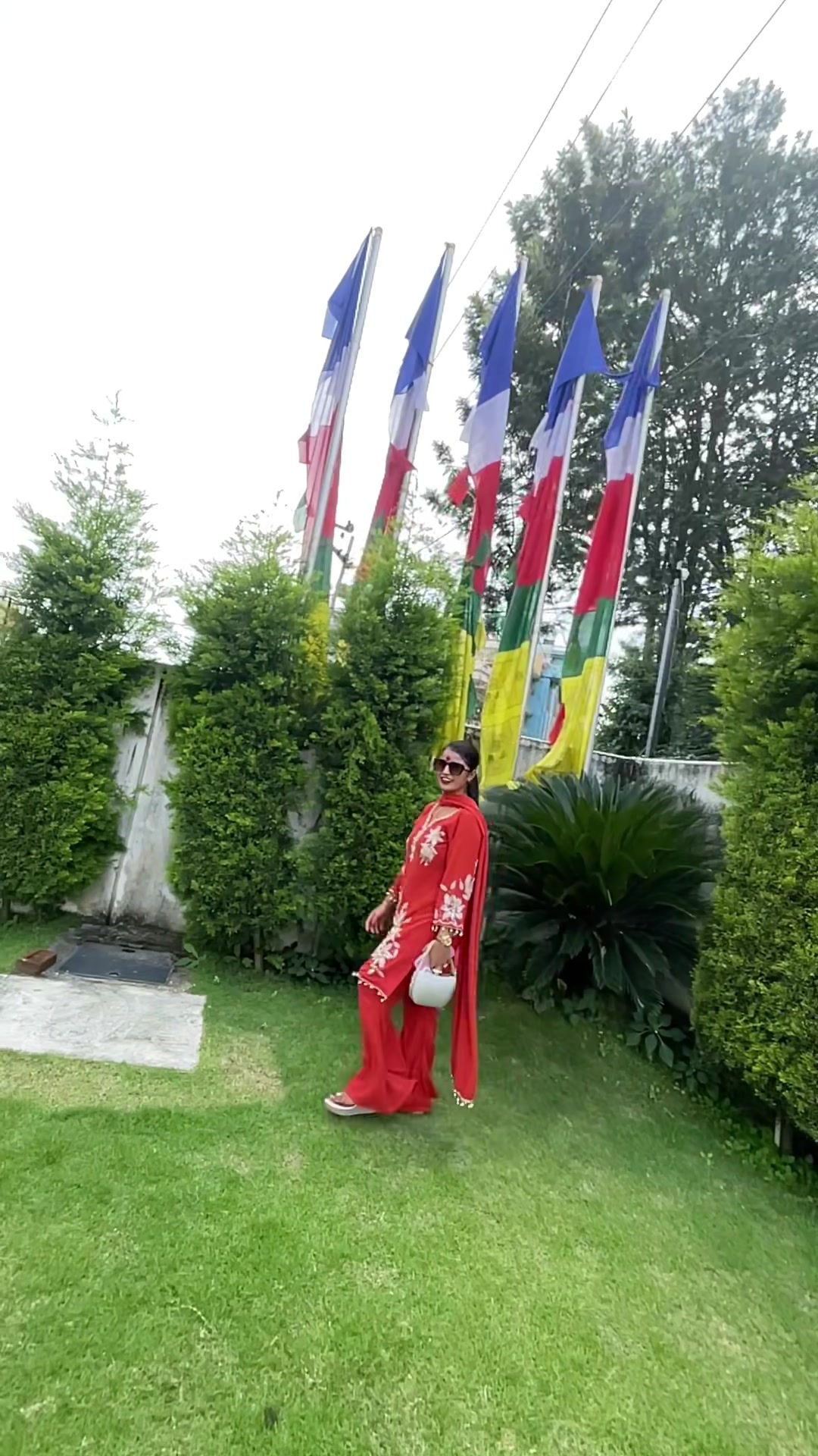 @Thakuri niku ❣️❣️