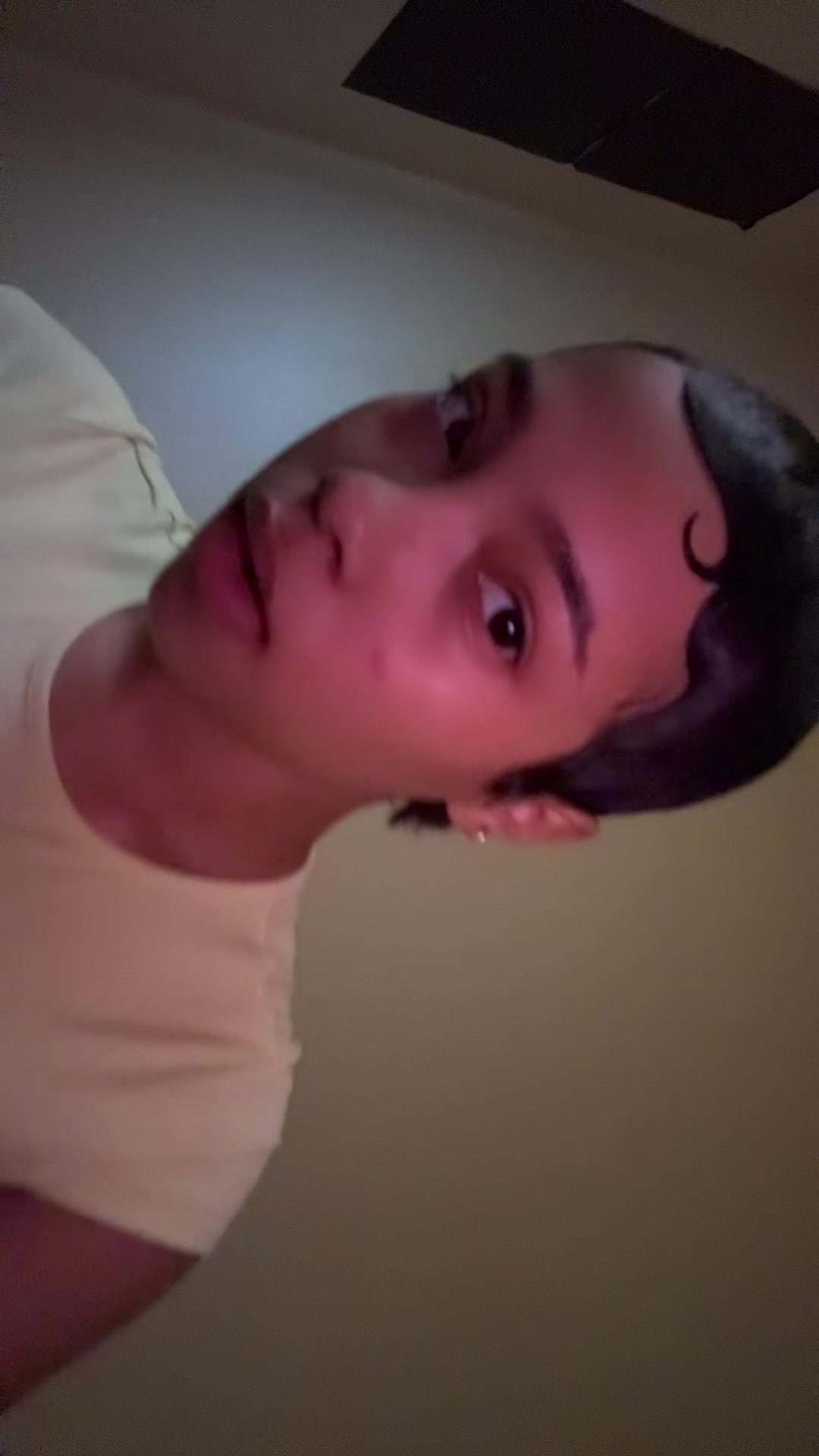 @b.