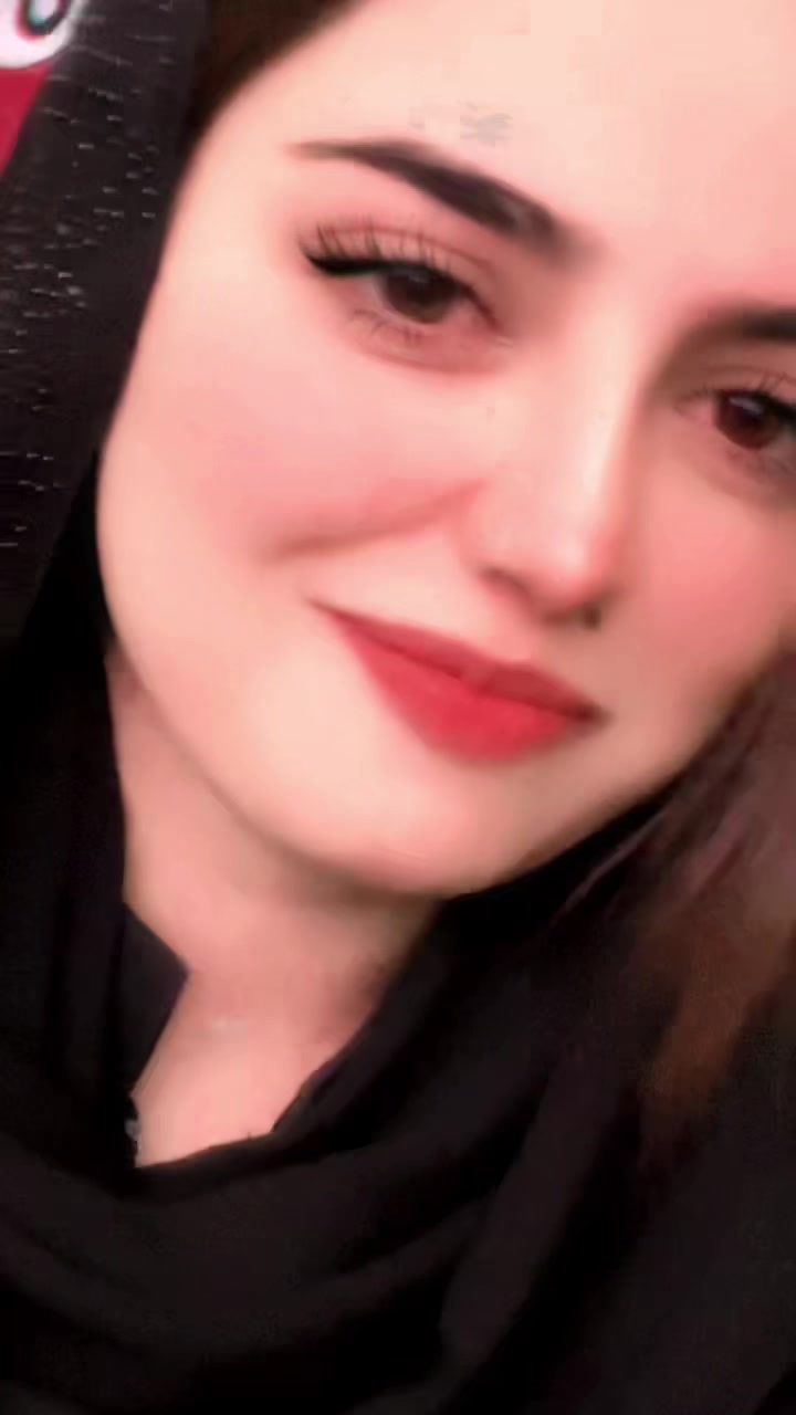 @_noreen_khan_