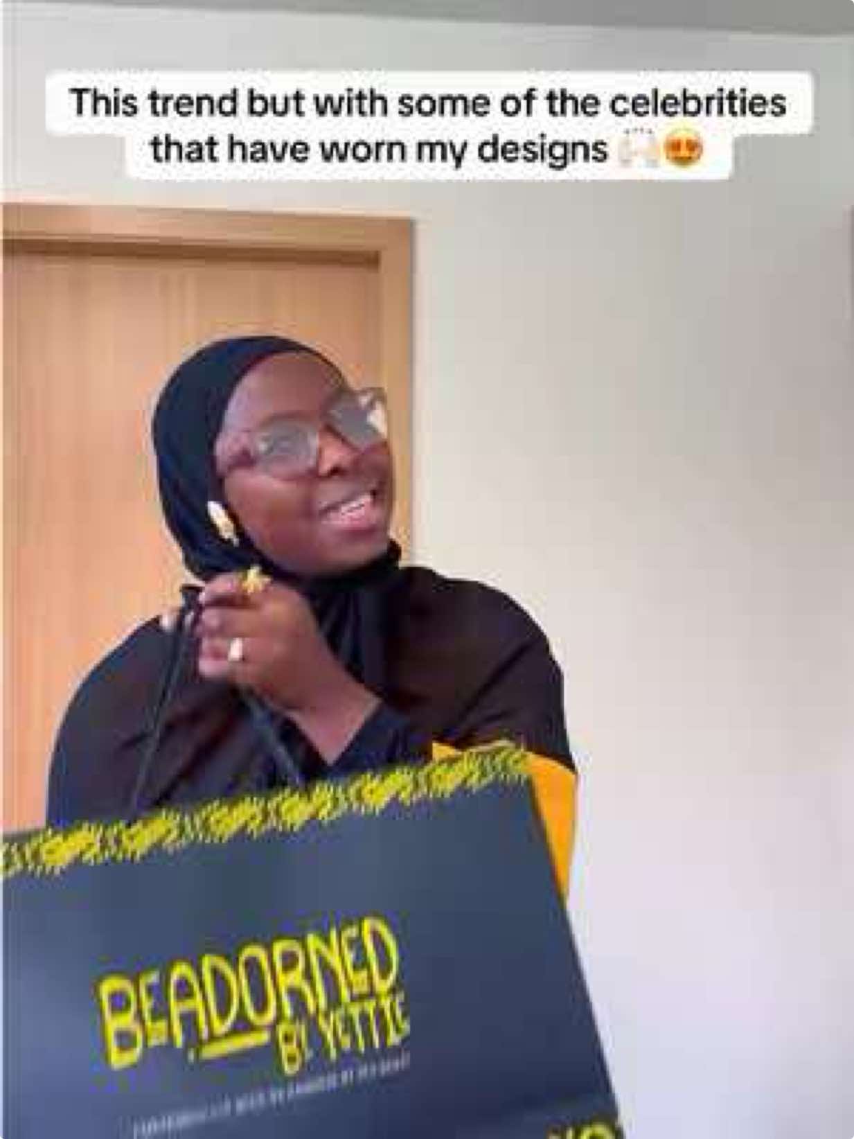@IG: @beadornedbyyettie ✂️👗