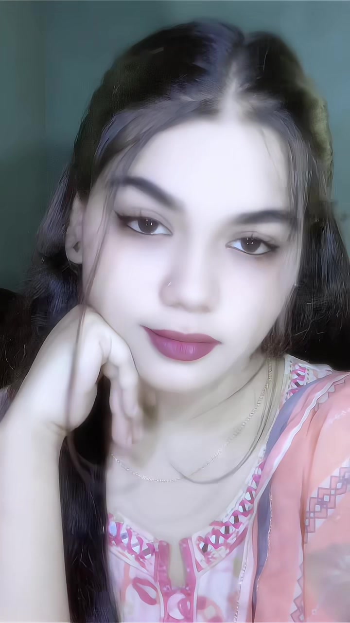 @PRIYA 🌘🌻