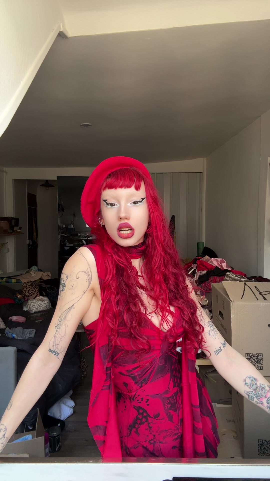 @lea_toute_rouge