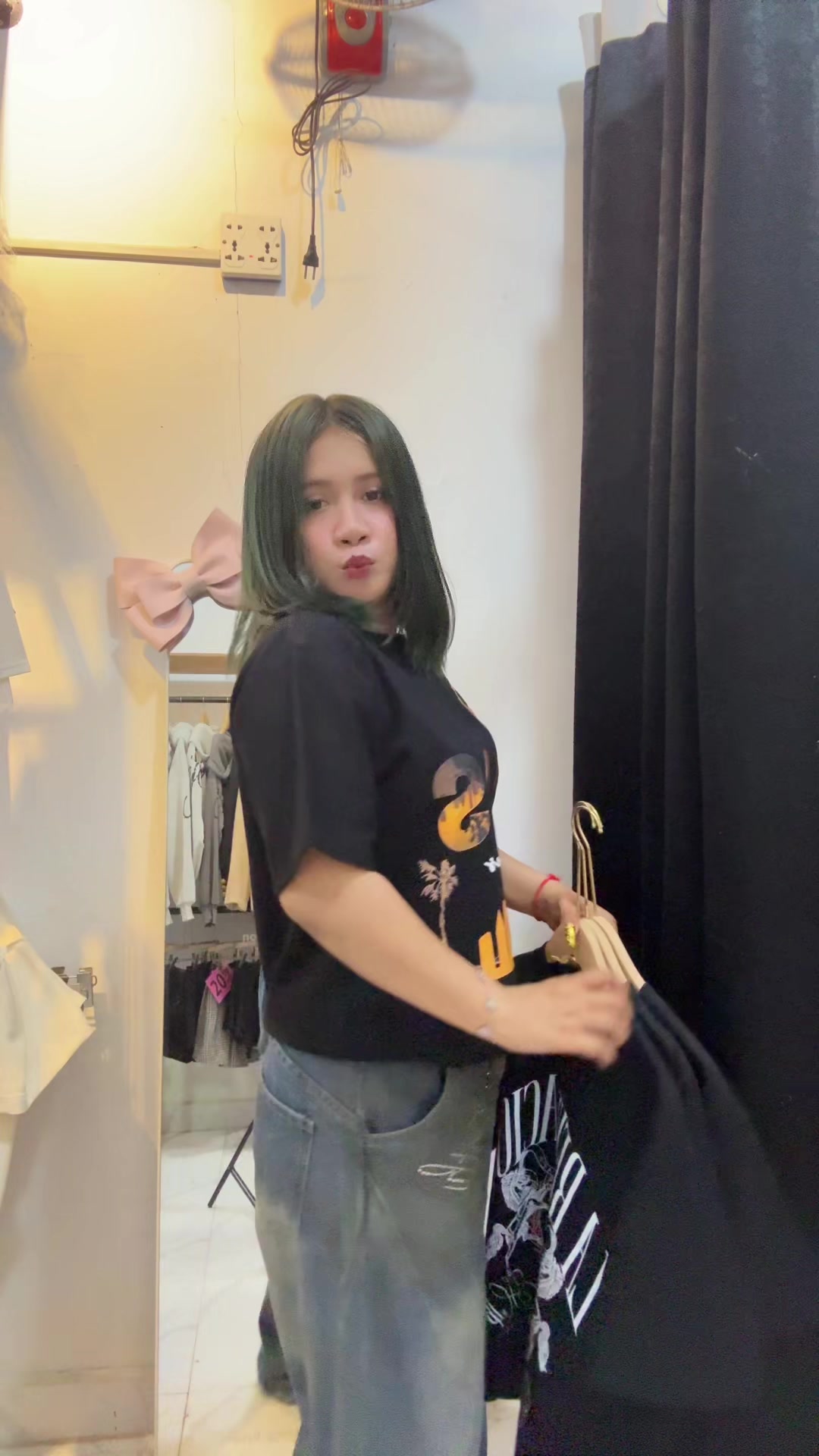 @LIS COLLECTION
