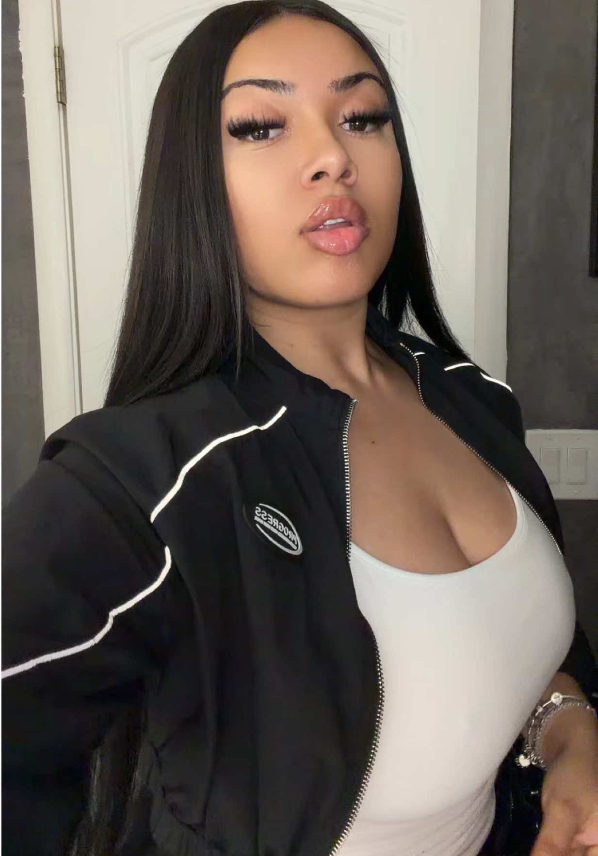 @Flygirldeeezy