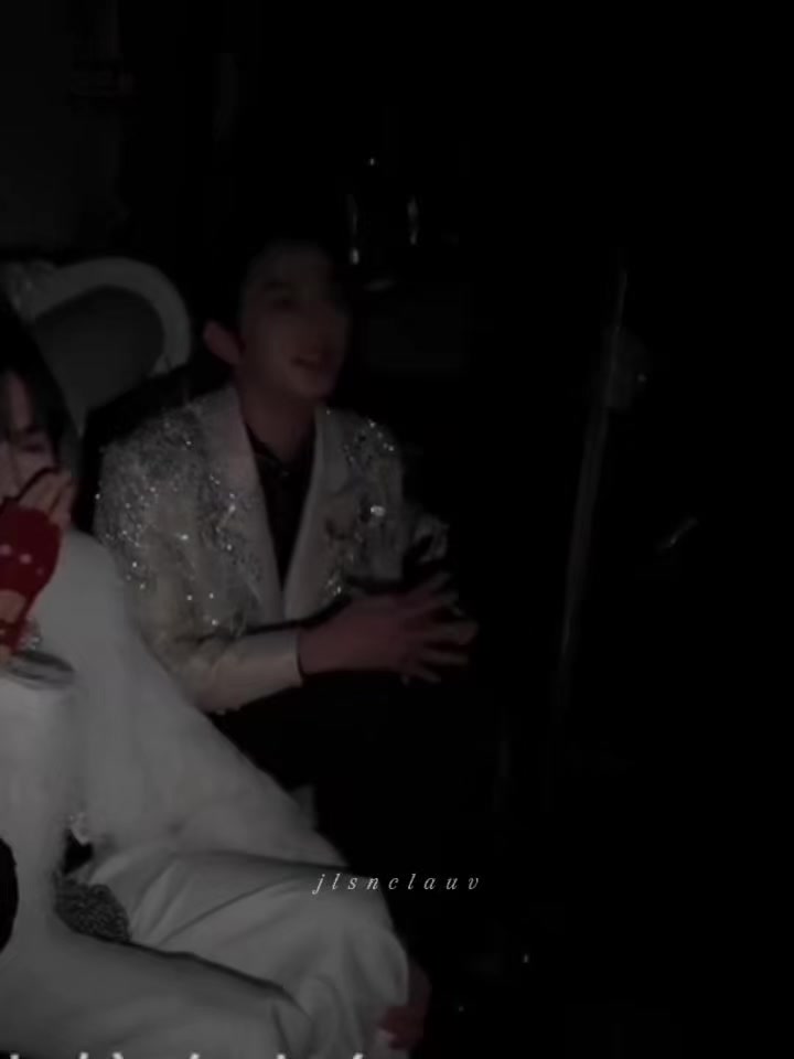@𝐂𝐥𝐚𝐚𝐚.𝐉𝐋 🌊🎸 REST