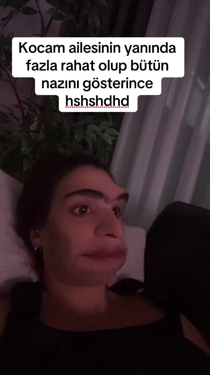 @eKe