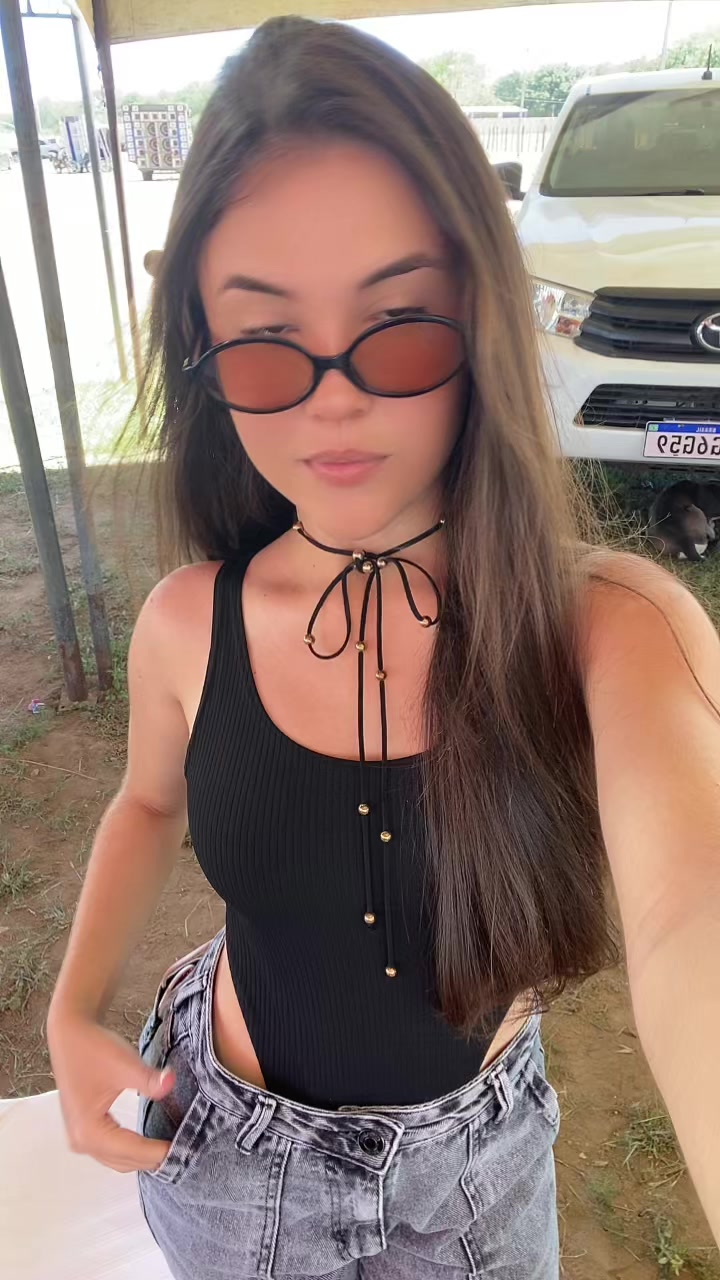 @Jade Araújo