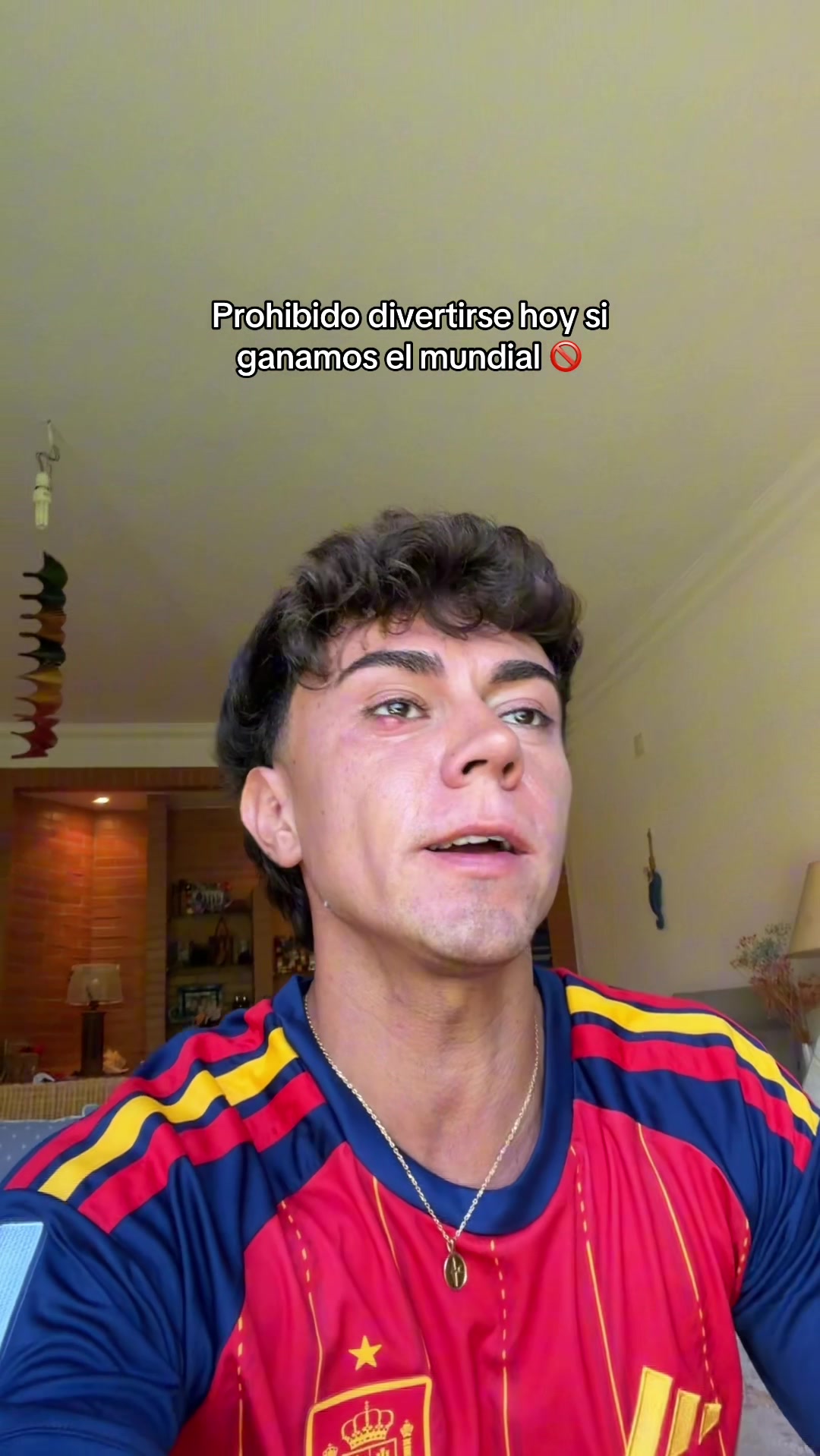 @&Aacute; L V A R O