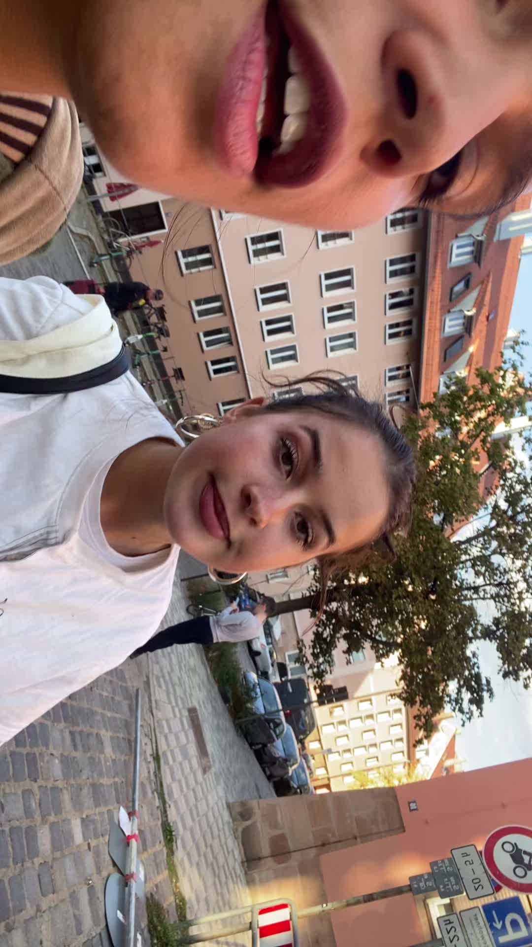 @olivia