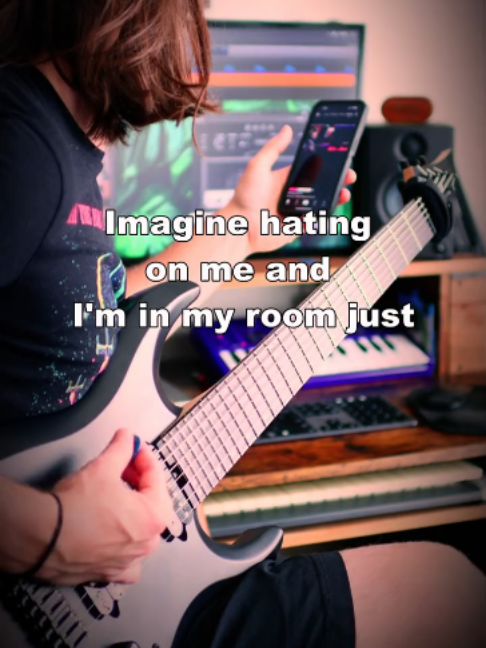 @Taylor Aguirre | Guitarist ஃ