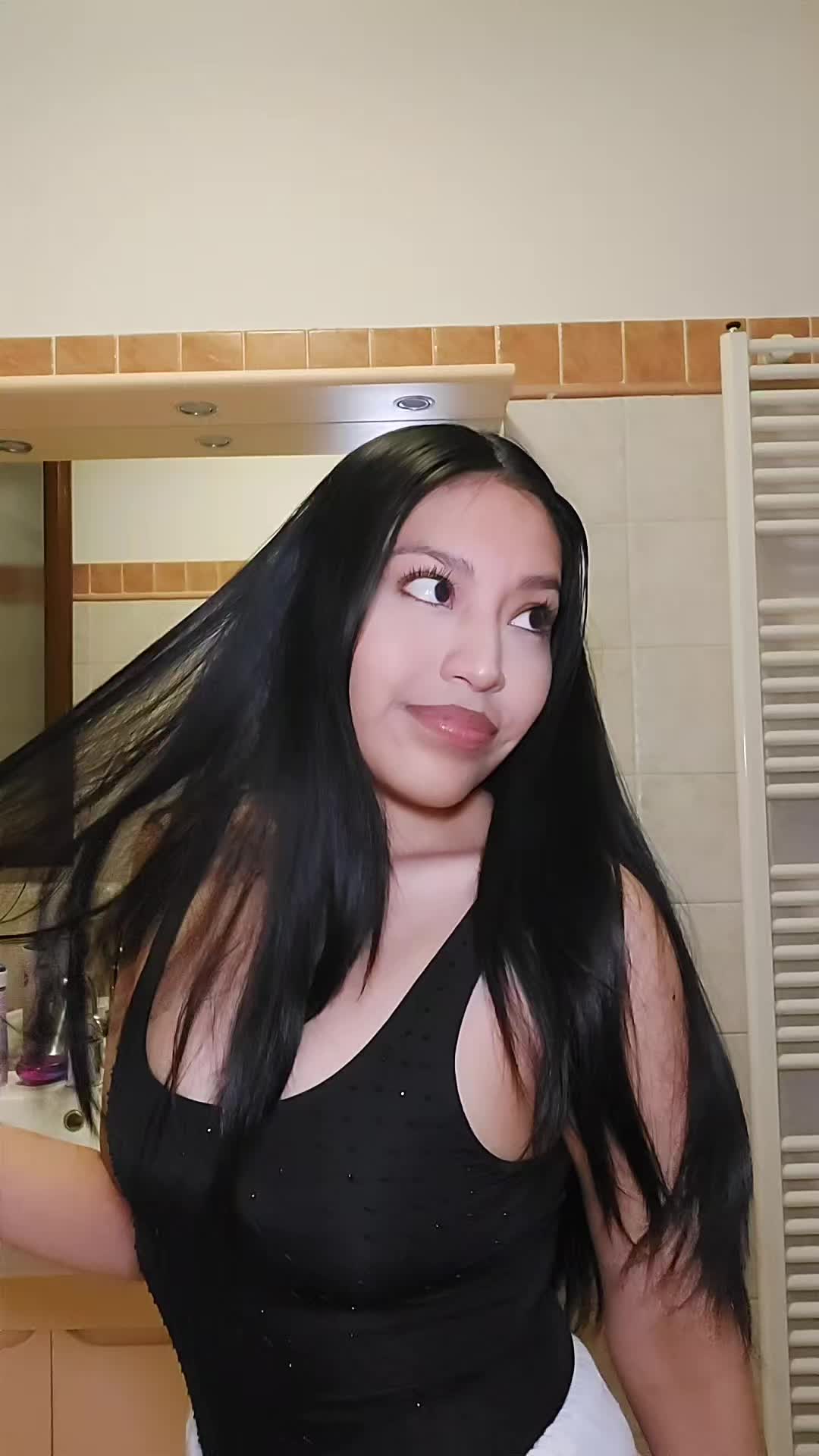 @monica