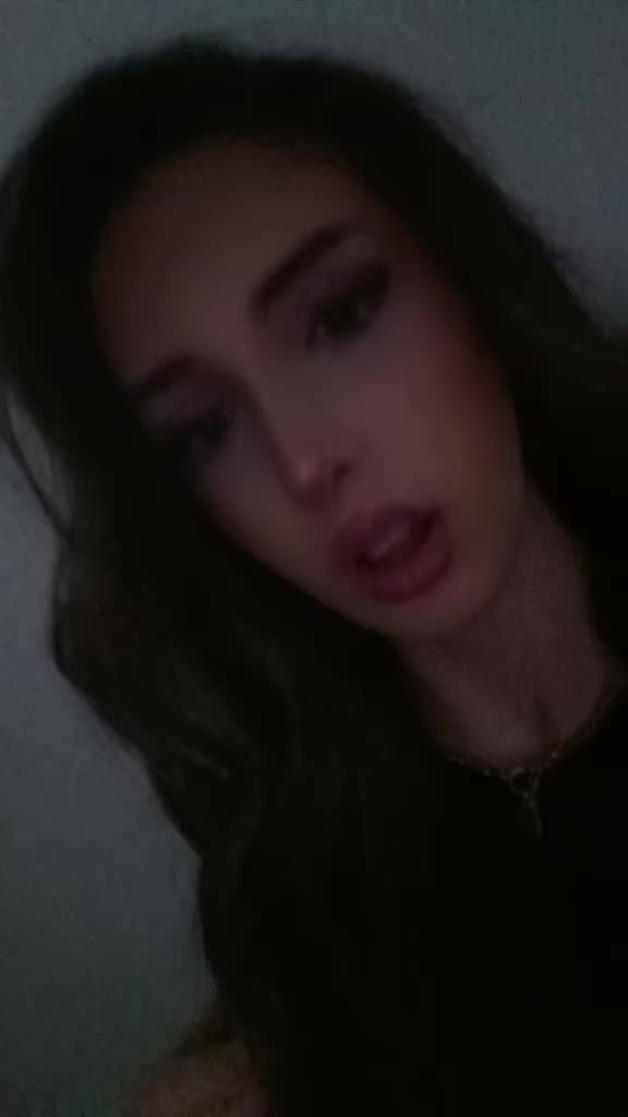 @Larissa_45