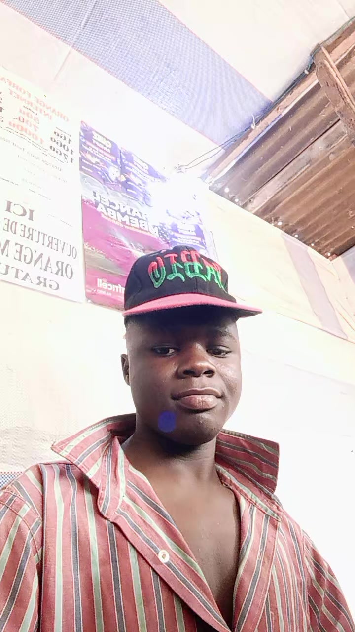 @junior MUANDA Yves