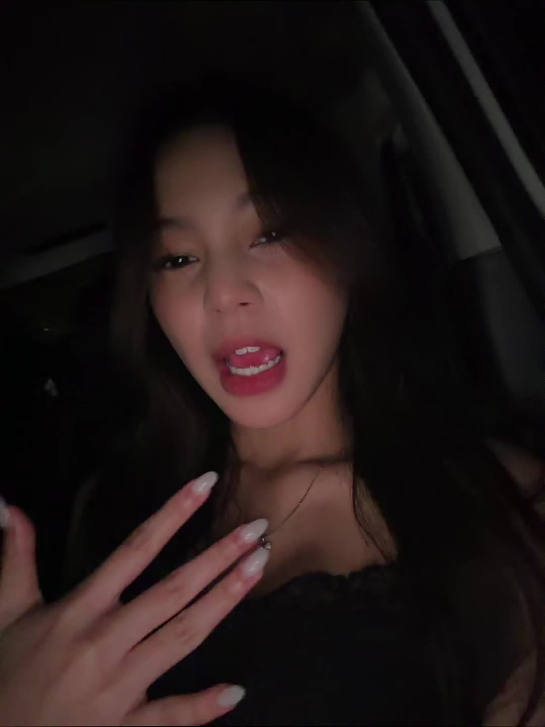 @queena_gadis