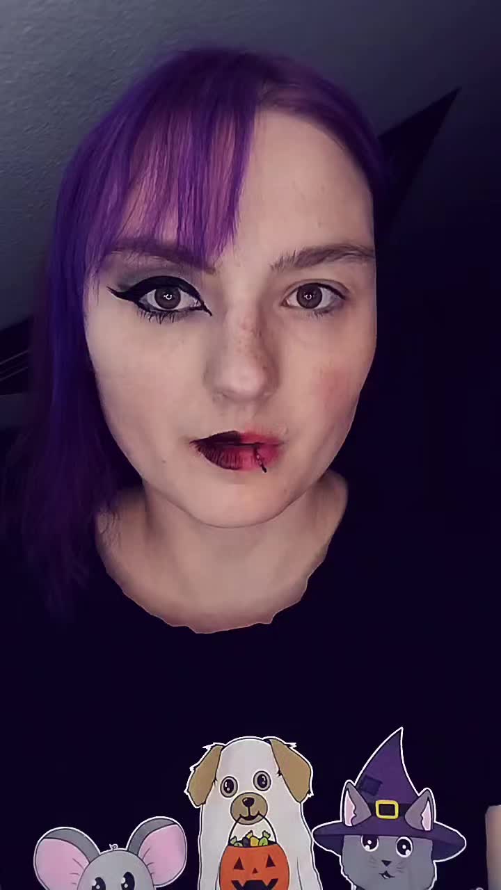 @GothMichi Team💚💜LariiVanHell