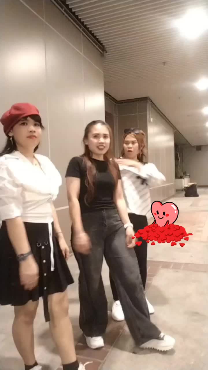 @nikiaura, Sefanabalqis