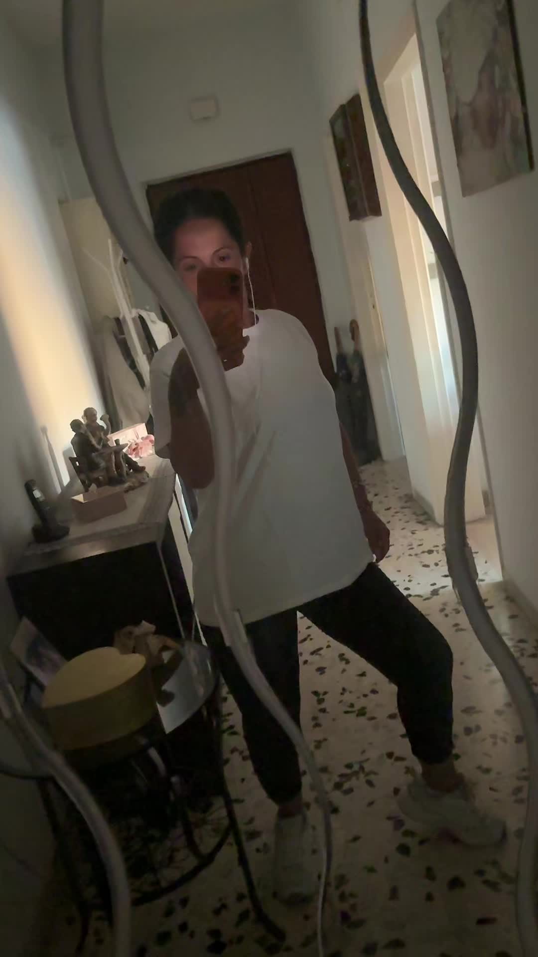 @angelaalessia10