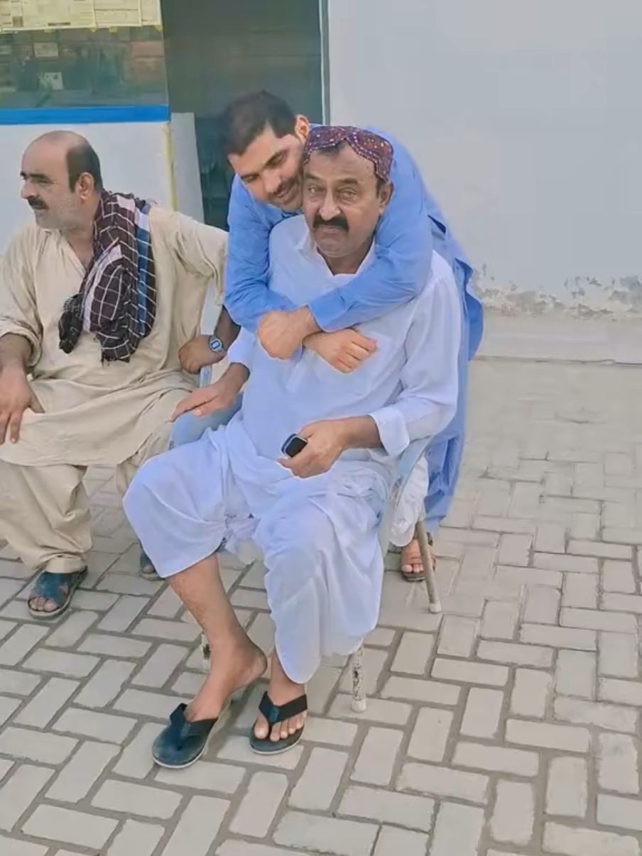 @میر منیر بلوچ