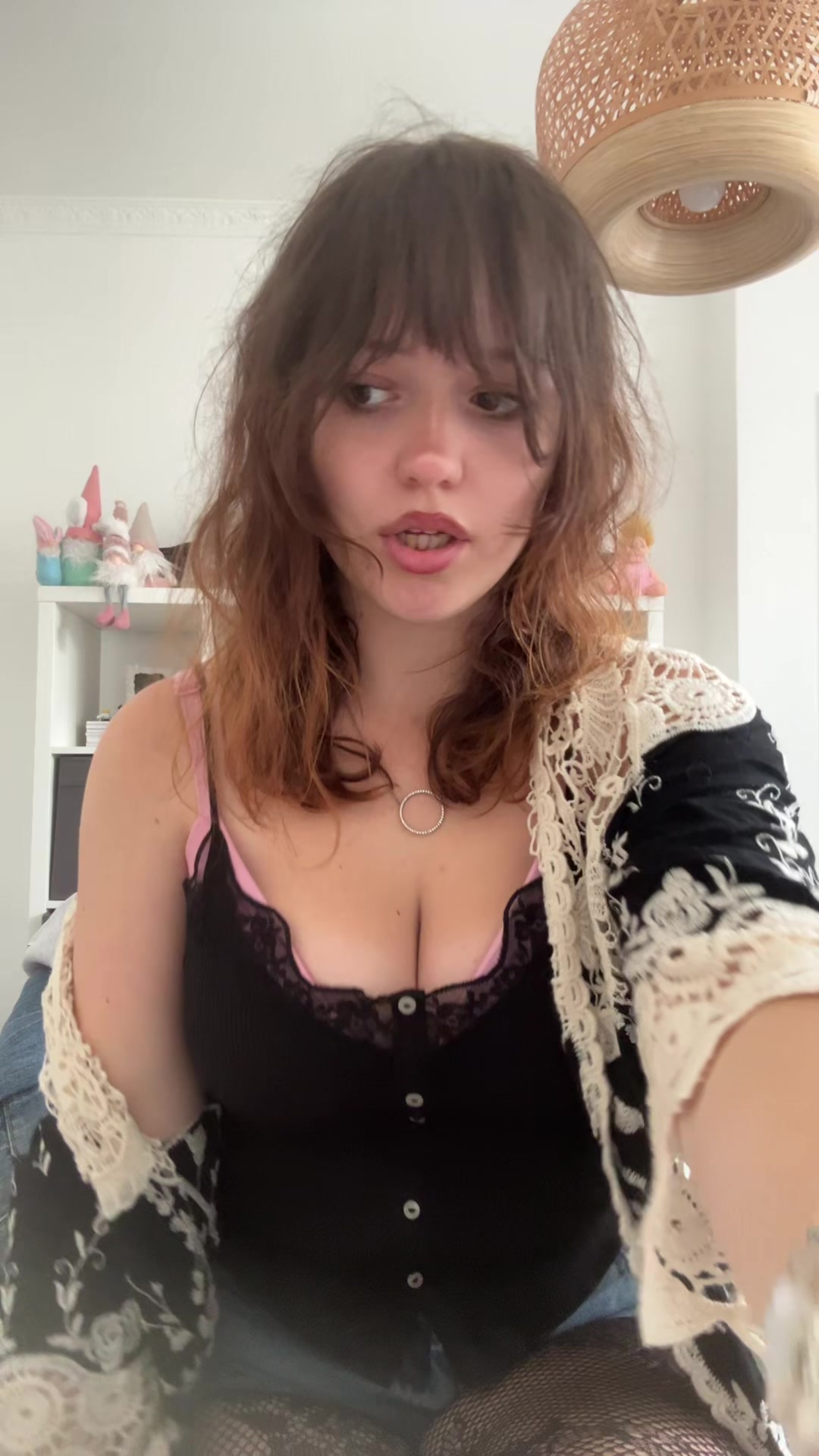 @estella