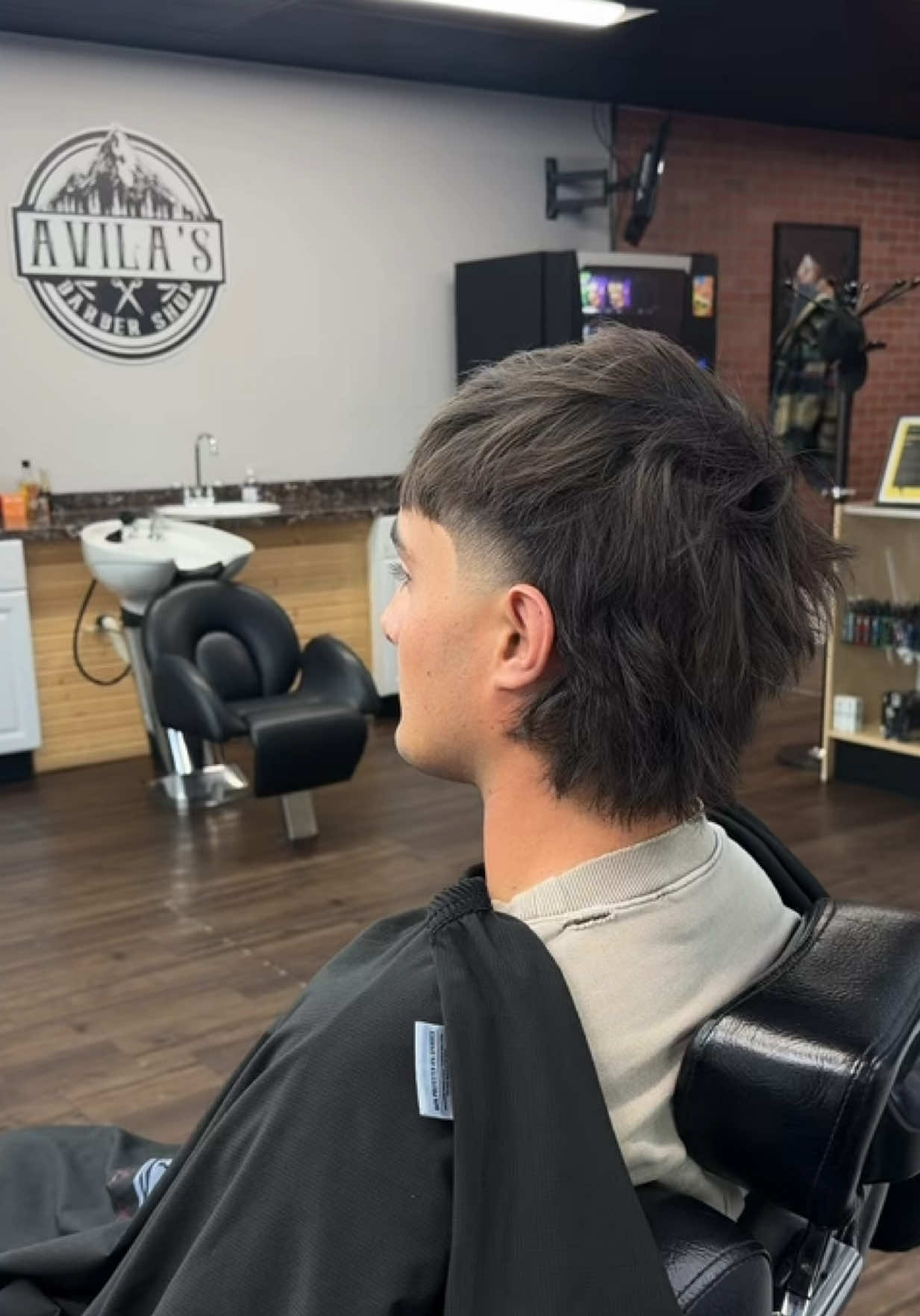 @Kari Thee Barber