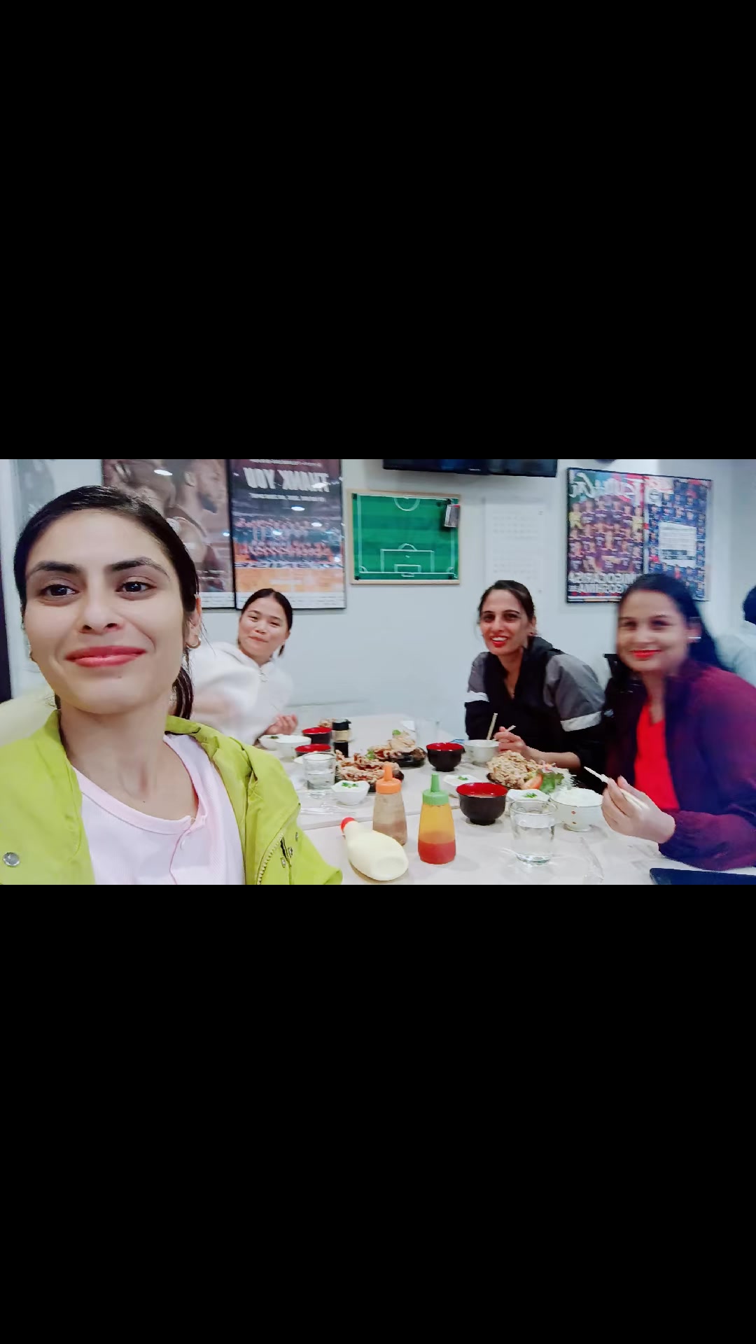 @Sharmee Nepal🇳🇵🇯🇵