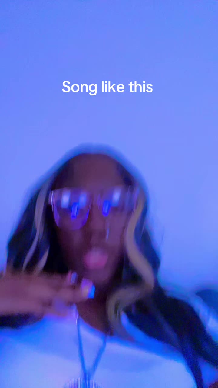 @breashiana
