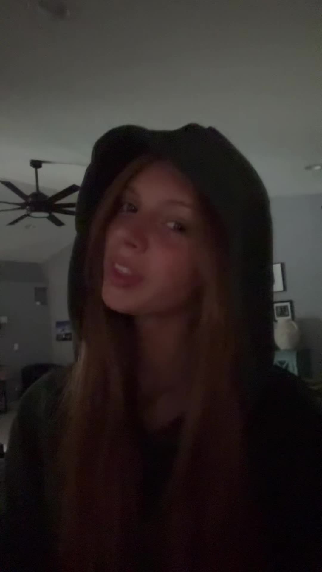 @harpersecret 🎱🪩🫧💿