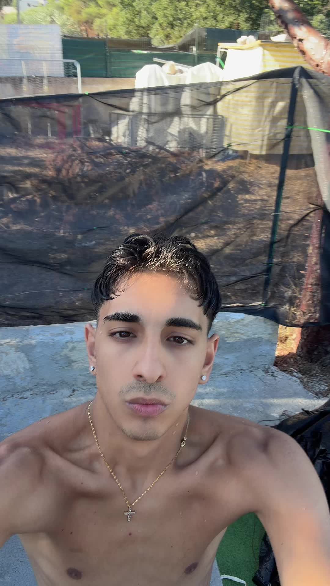 @Chrisss🌊