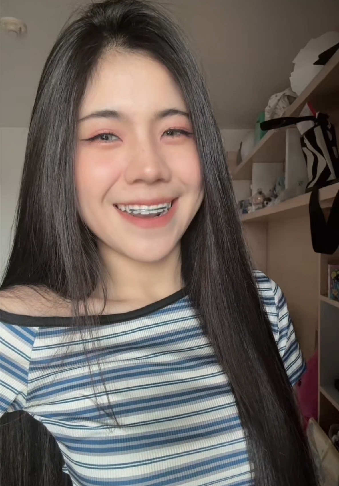 @วุ้นเส้นอภิชญา🦋(199.k)
