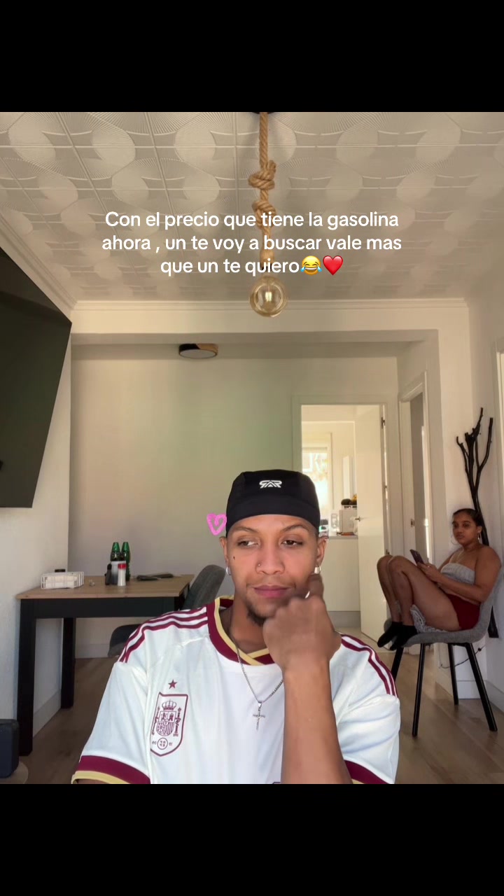 @J E I C O O L🍀