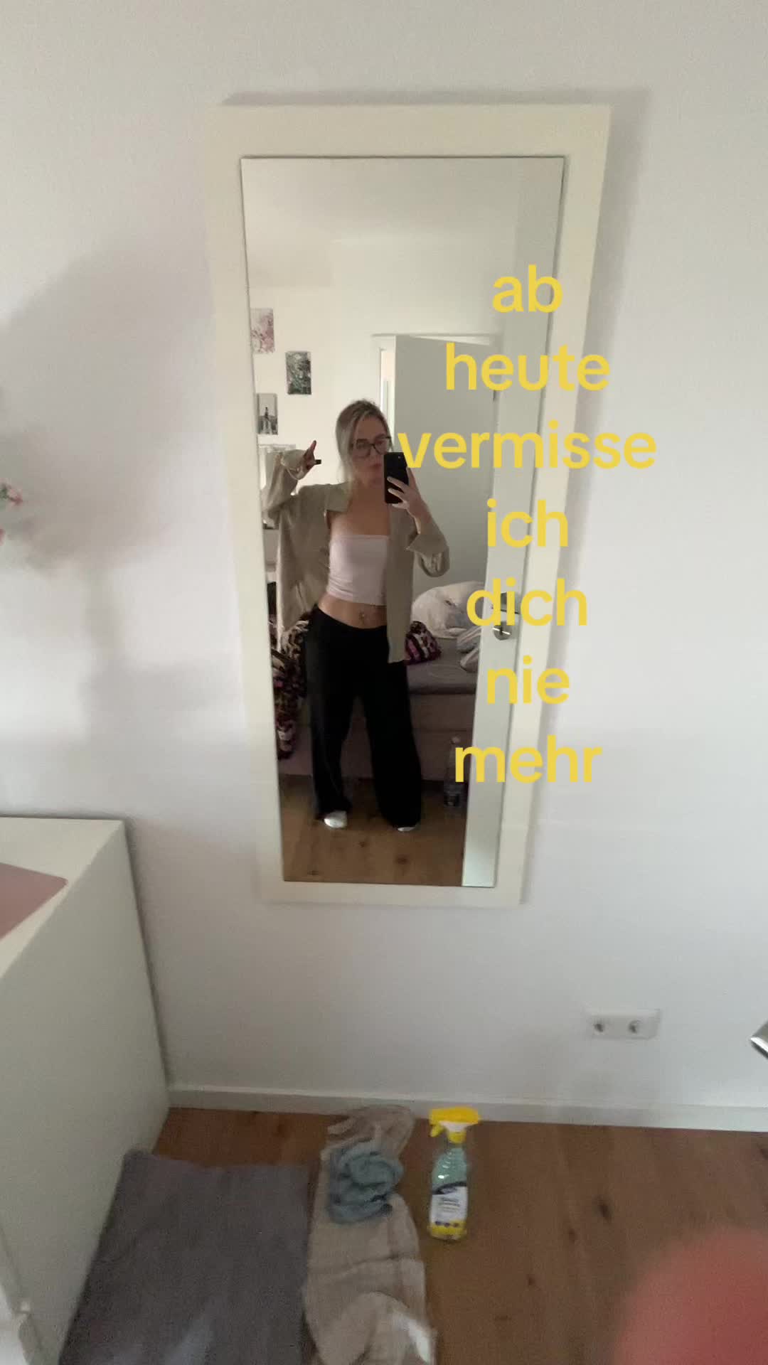 @givemiafollow
