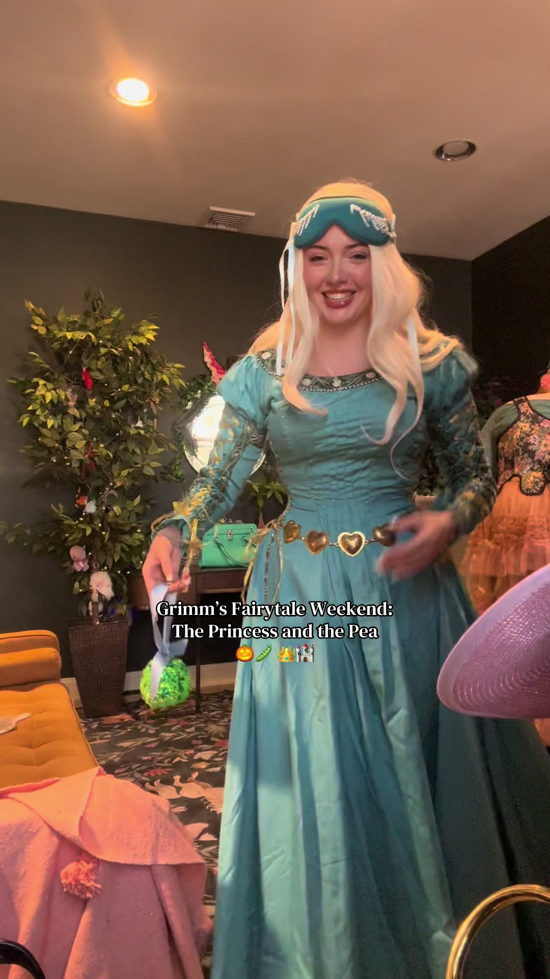@GlamourPossum
