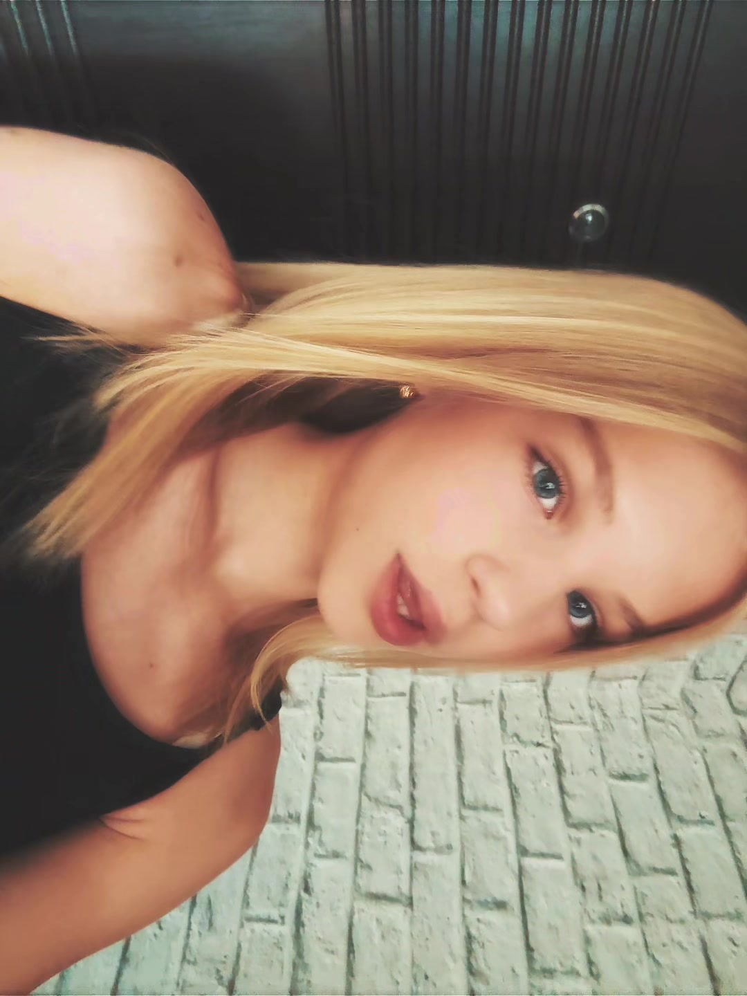 @сашка🖤