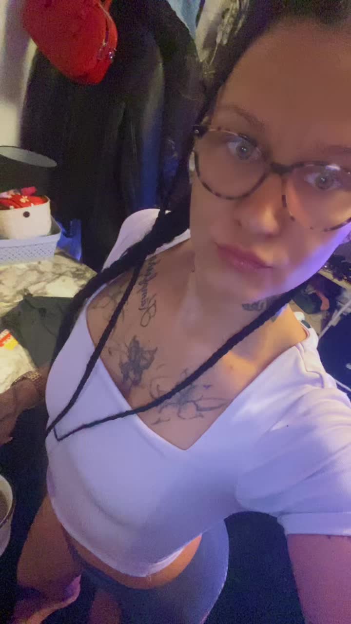 @Nicole199231