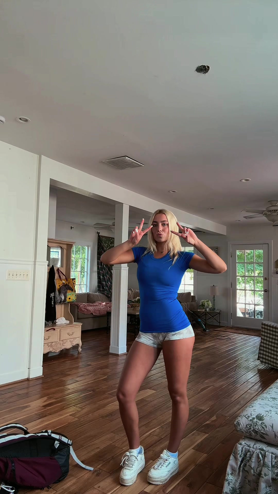 @avanucci14
