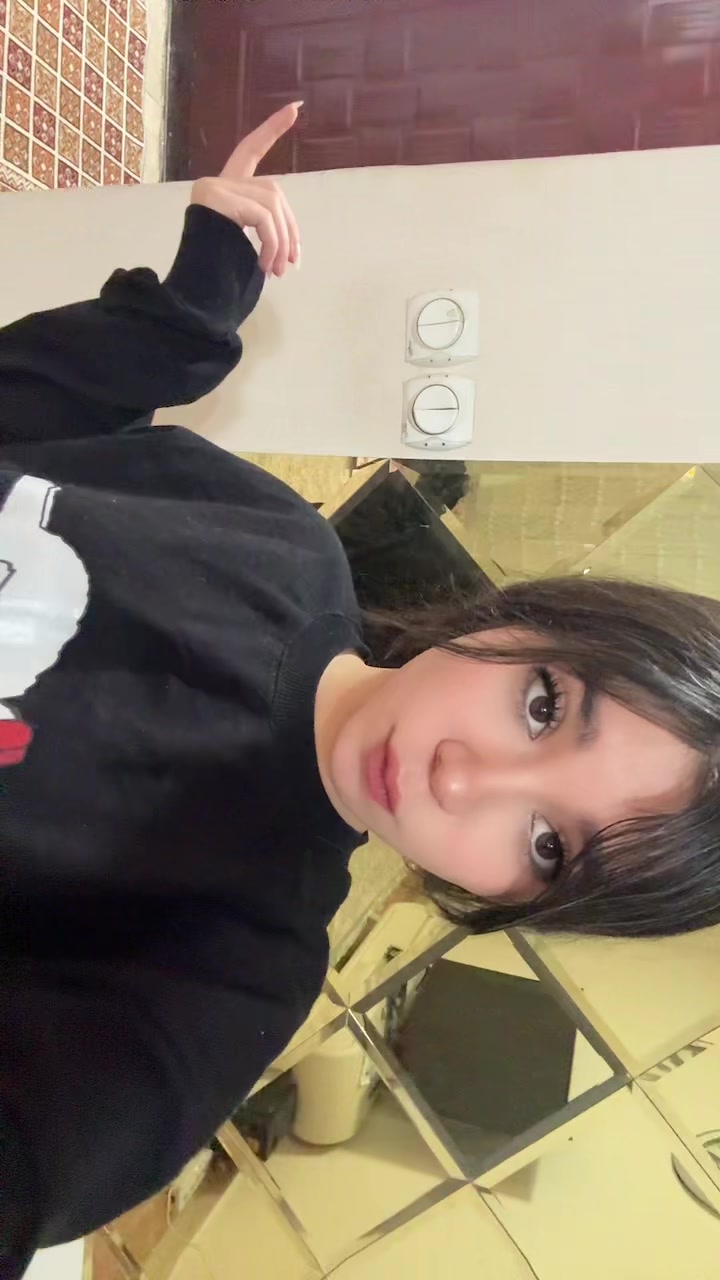 @Hana