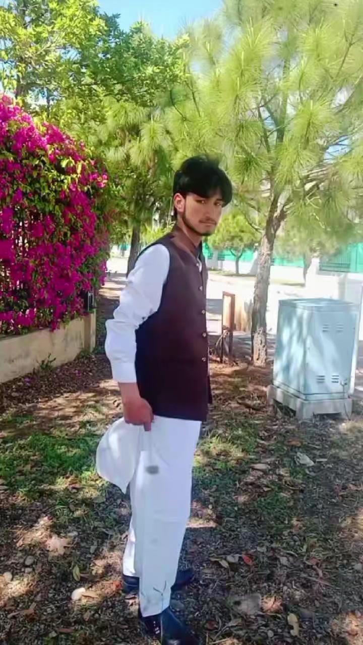 @Mujtaba_Awan786 ❤️