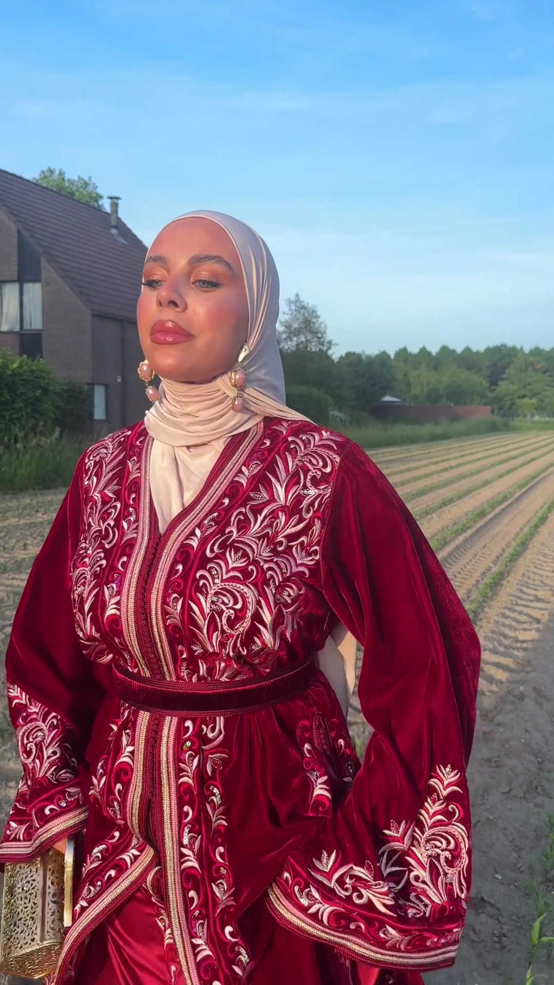 @aamani_farah