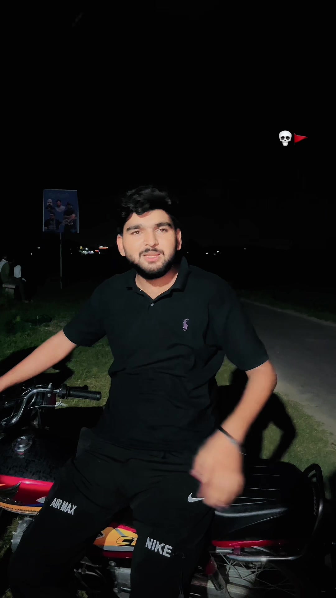@ملک علی حمزہ اعوان 💸