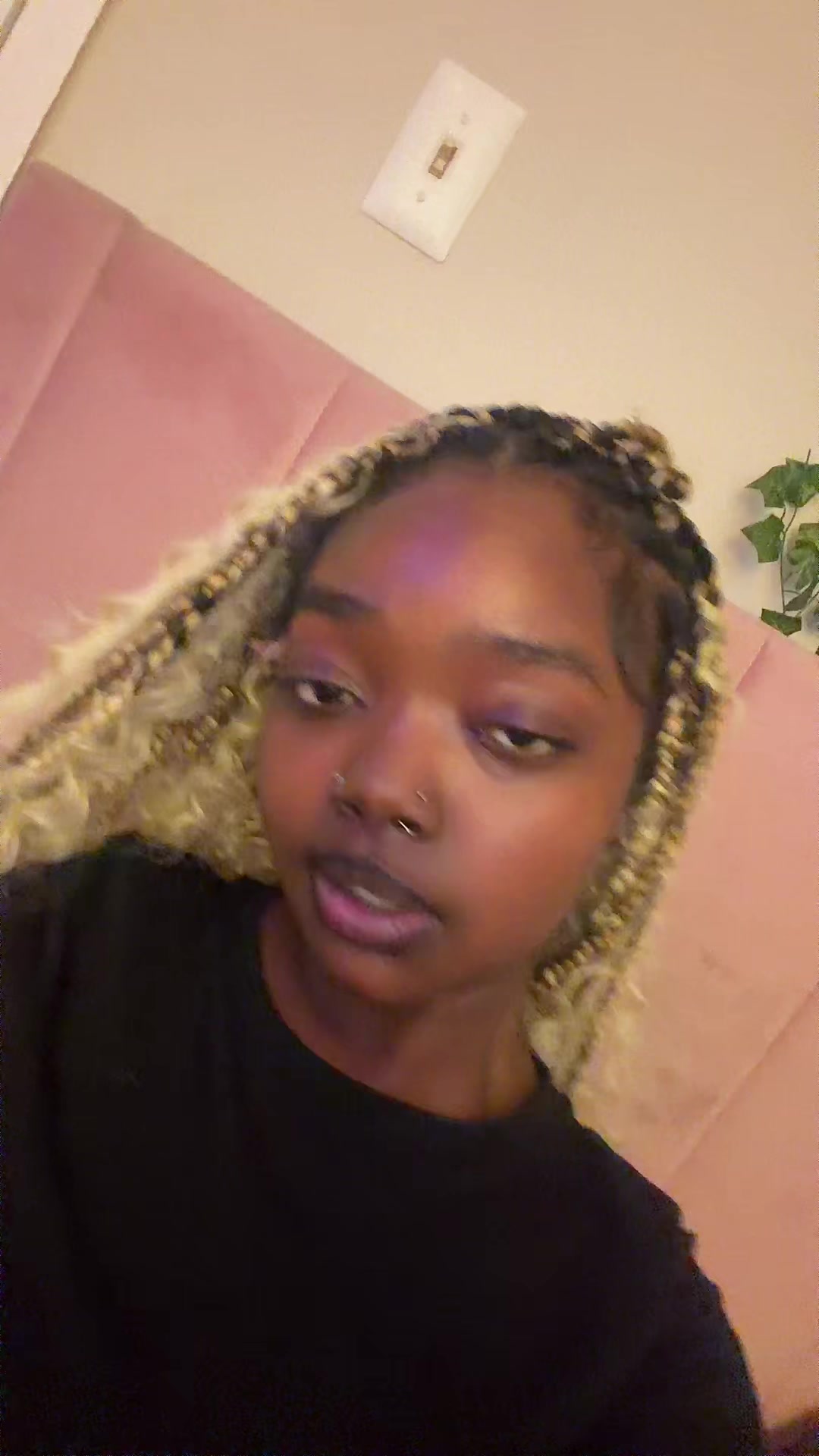 @lovelynii_