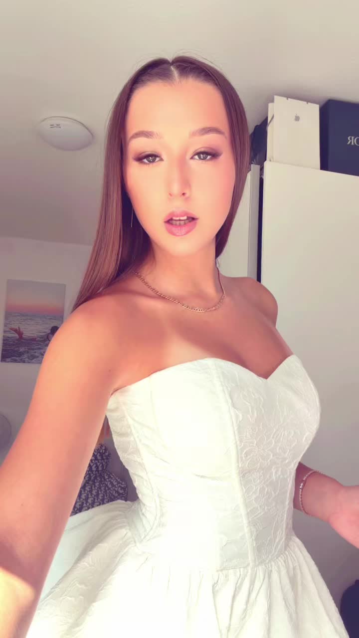 @👸🏽